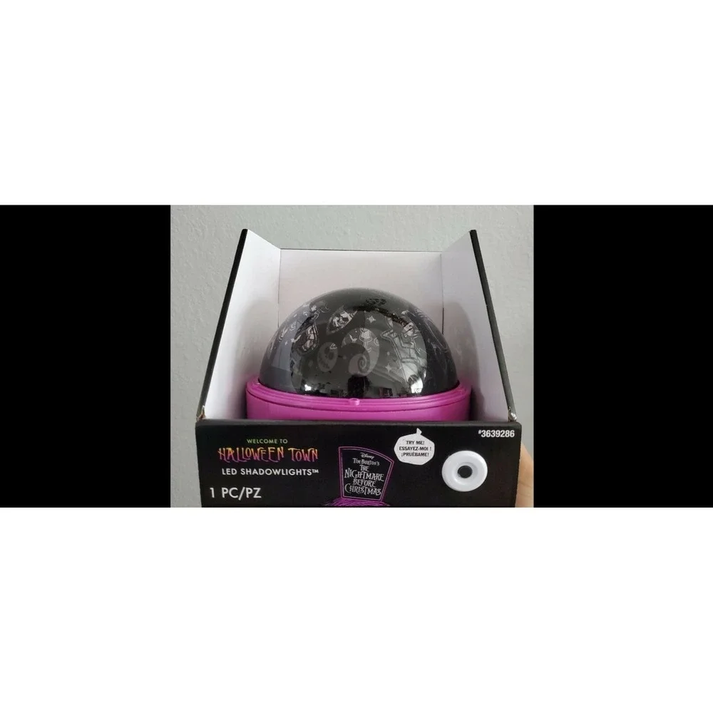 Disney The Nightmare Before Christmas Halloween 2021 LED‎ ShadowLight Projector